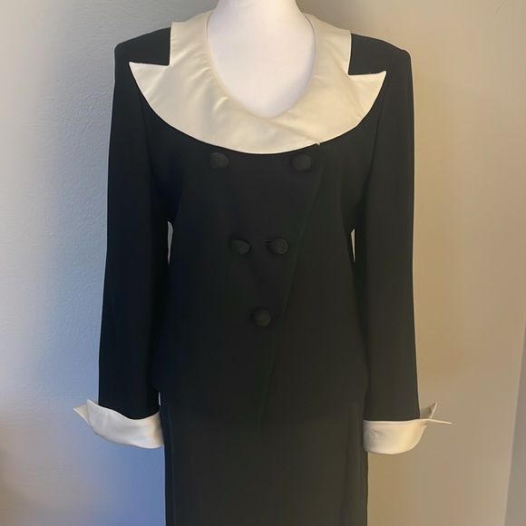 Christian Dior vintage cocktail jacket and skirt. - Picture 1 of 8